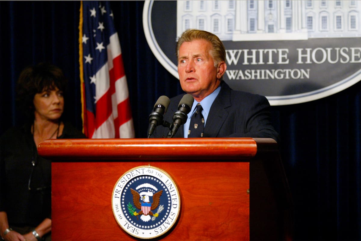 Michael Sheen como el presidente Bartlett en The West Wing