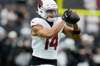 Receptor de Cardinals Michael Wilson firma extensión de 3 años y 75 millones, dice fuente a la AP