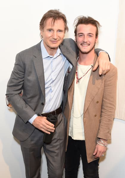 Micheál Richardson es el hijo de Liam Neeson y Natasha Richardson; si bien nació con el apellido paterno decidió utilizar el materno