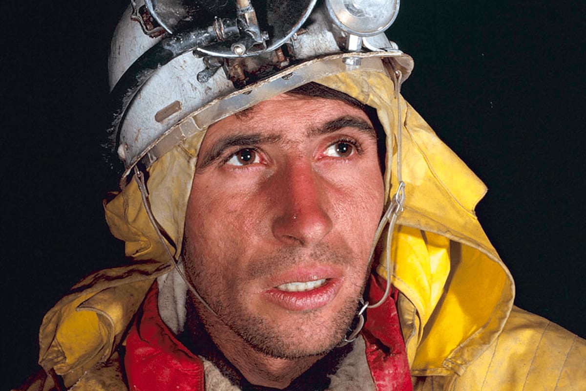 Michel Siffre se internó en una cueva de los Alpes durante dos meses cuando tenía 23 años y realizó importantes descubrimientos