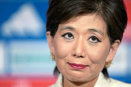 Michele Kang muestra su satisfacción luego de evitar el descenso de Lyon