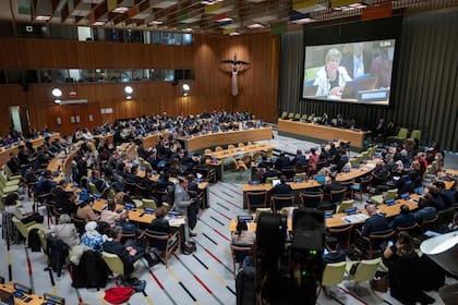 Michelle Bachelet habla durante una reunión informal en la sede de la ONU en Nueva York