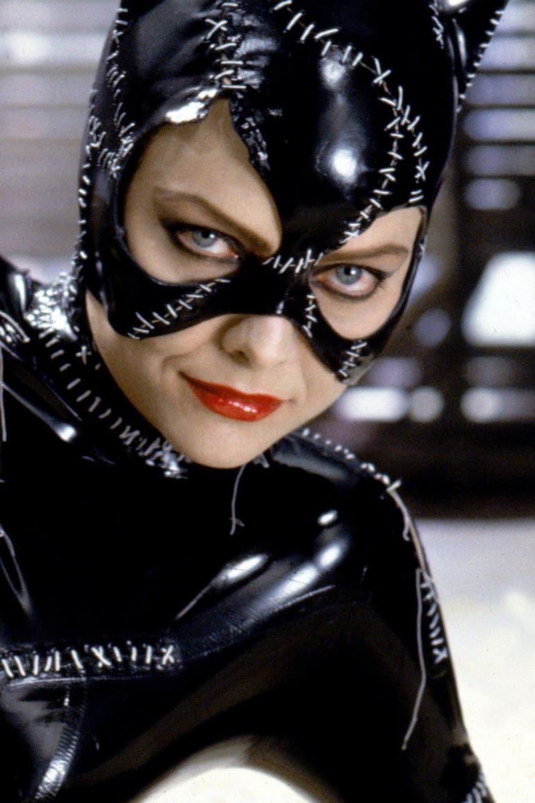 Michelle Pfeiffer como Gatubela