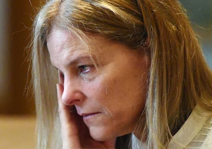 Michelle Troconis llorando en el juicio por el cual fue condenada a 20 años de prisión