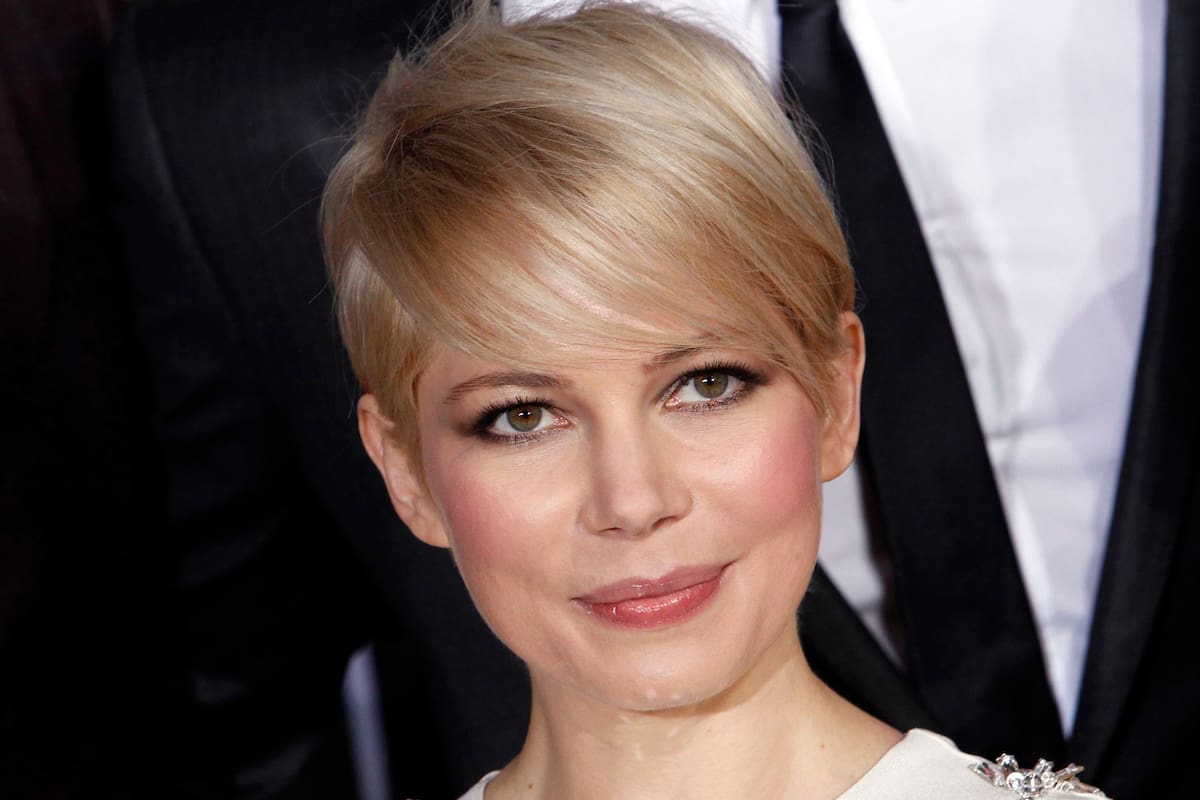 Michelle Williams, el año pasado estuvo en el centro de la escena porque se conoció que cobró 1500 veces menos que su colega Mark Wahlberg por trabajar en el film Todo el dinero del mundo