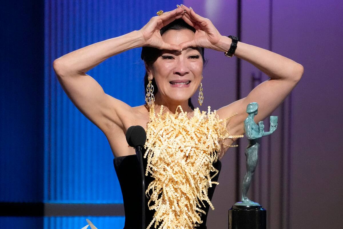 Michelle Yeoh, mejor actriz por Todo en todas partes al mismo tiempo