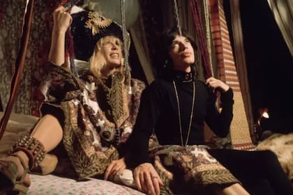 Mick Jagger y Anita Pallenberg en Performance, de 1970