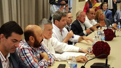 Los gobernadores del PJ se reunieron el sábado pasado en San Juan y acordaron actuar en bloque