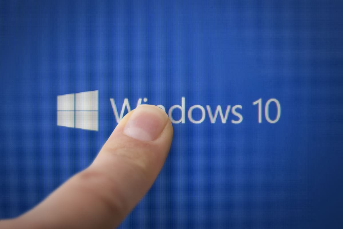 Microsoft dejó de ofrecer soporte para Windows 10 el 14 de octubre de 2025, diez años después de su debut en el mercado; el sistema operativo seguirá funcionando, pero ya no tendrá correcciones ni actualizaciones; es posible sumar gratis un año extra de parches de seguridad