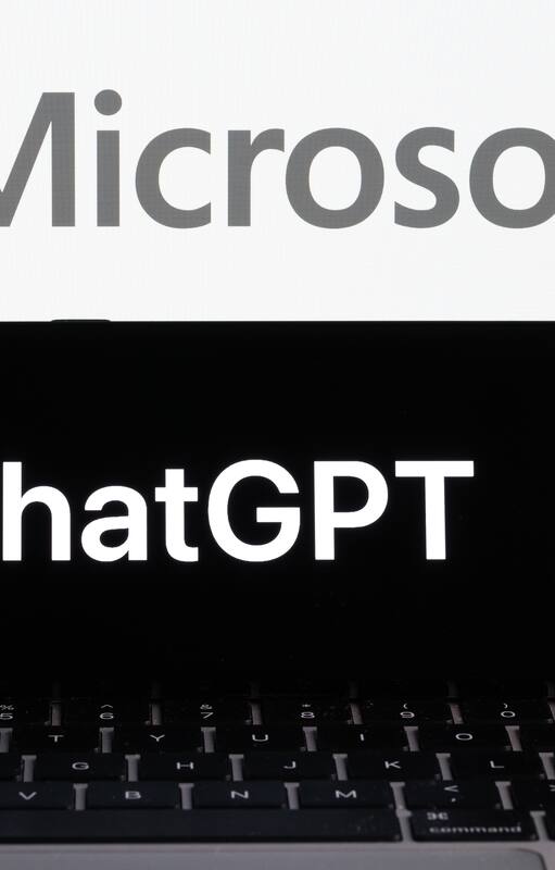Microsoft fue el gran ganador de la revolución IA, gracias al sagaz Satya Nadella, que invirtió 10.000 millones de dólares en OpenAI cuando muchos se mofaban del proyecto