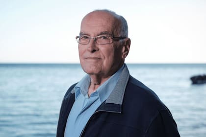 Miembro de honor de la Sociedad Española de Cuidados Paliativos, Enric Benito Oliver creó dos unidades de paliativos en las que ayudó a morir junto a su equipo a cerca de 350 pacientes por año durante una década