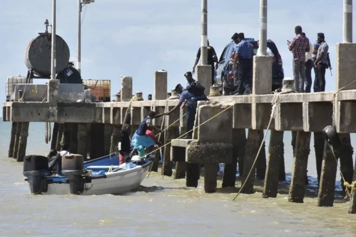 Miembros de la oposición venezolana aseguraron que los menores, entre ellos un bebé de 4 meses, fueron rechazados por las autoridades de Trinidad y Tobago