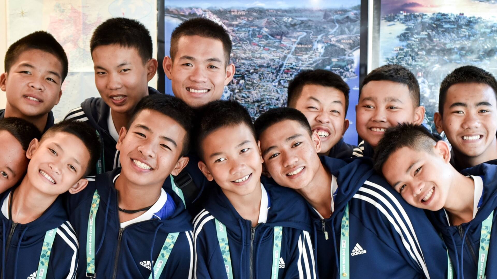 Miembros de los "Wild Boars", equipo de fútbol de Tailandia que habían quedado atrapados en una cueva.