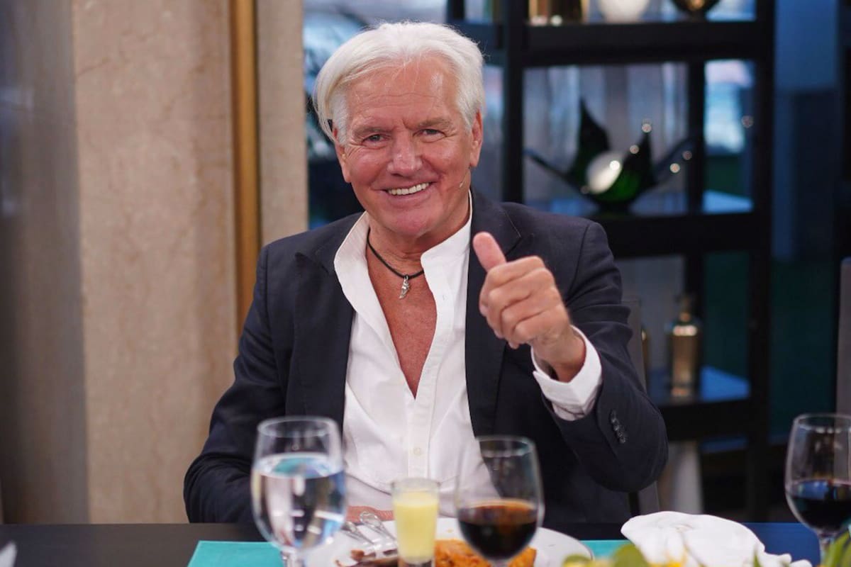 Mientras el resto de los invitados se reían de Sergio Denis, Jey Mammon pidió respeto