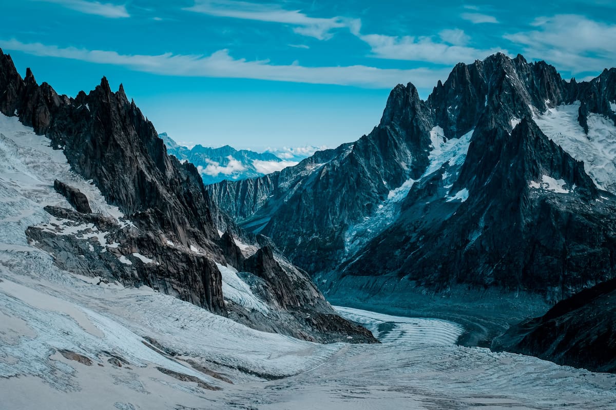 Mientras la nieve cubre las zonas montañosas del noroeste, el este y centro de Estados Unidos experimentan temperaturas inusualmente cálidas para el otoño
