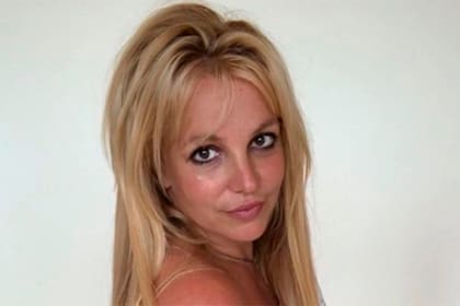 Mientras los fans marchan por su libertad, Britney Spears pide que su padre deje de ser su tutor legal