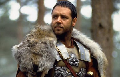 Mientras rodaba Prueba de vida, Russell Crowe estrenó Gladiador, el papel por el que ganó un Oscar