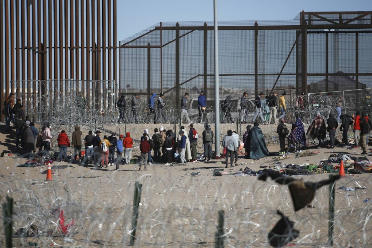 Migrantes detenidos en la frontera de México y Estados Unidos