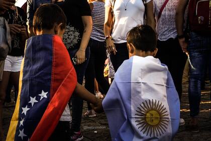 migrantes venezolanos en argentina