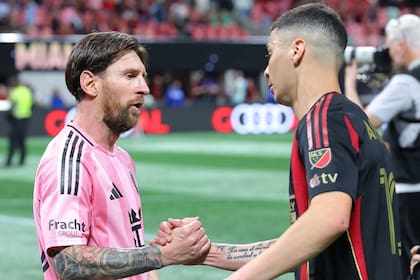 Miguel Almirón: “Yo crecí con el fenómeno Messi”.