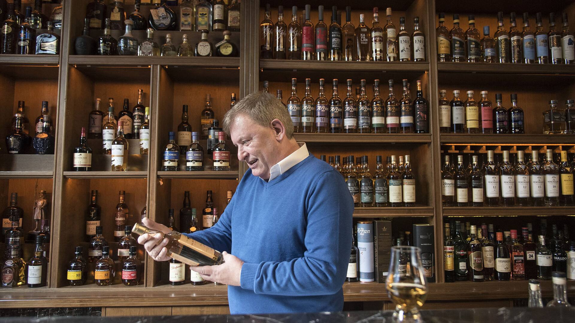 Miguel Angel Reigosa, fundador del Museo del Whisky y dueño de la segunda colección más grande del mundo