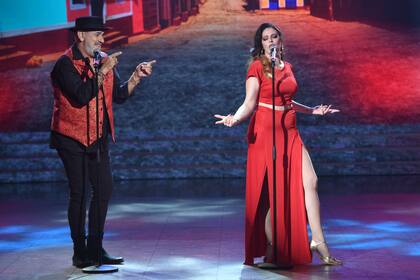 Miguel Ángel Rodríguez junto a Lula Rosenthal