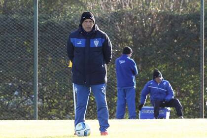 Miguel Angel Russo dijo que Vélez no se plantea una contratación estelar