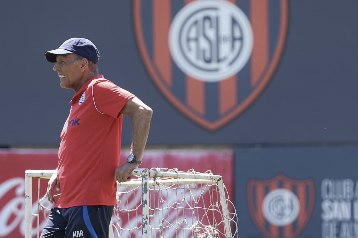 Miguel Ángel Russo, DT de San Lorenzo, en un entrenamiento