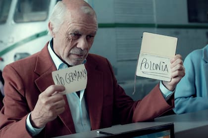 Miguel Ángel Solá en El último traje