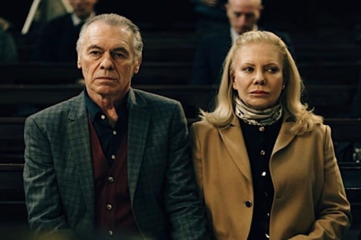 Miguel Ángel Solá y Cecilia Roth, en una escena del nuevo film argentino que estrenará Netflix el 20 de agosto