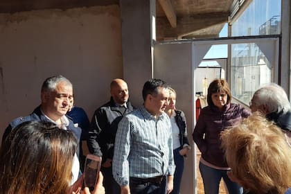 Miguel Calvete, Alejandro Finocchiaro y Patricia Bullrich durante la campaña de Cambiemos de 2015 en La Matanza