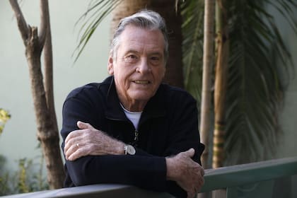Miguel Daschuta: "En la Argentina, el 25% de la población supera los 50 años (casi 12 millones de personas), y el 15% tiene más de 60. Y la esperanza de vida sigue creciendo, somos personas vitales, que no queremos que se nos imponga el halo negativo que rodea a la vejez"