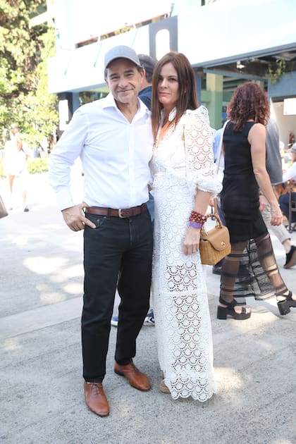 Miguel Galuccio, ex presidente de YPF y actual CEO de Vista, con su mujer Verónica.
