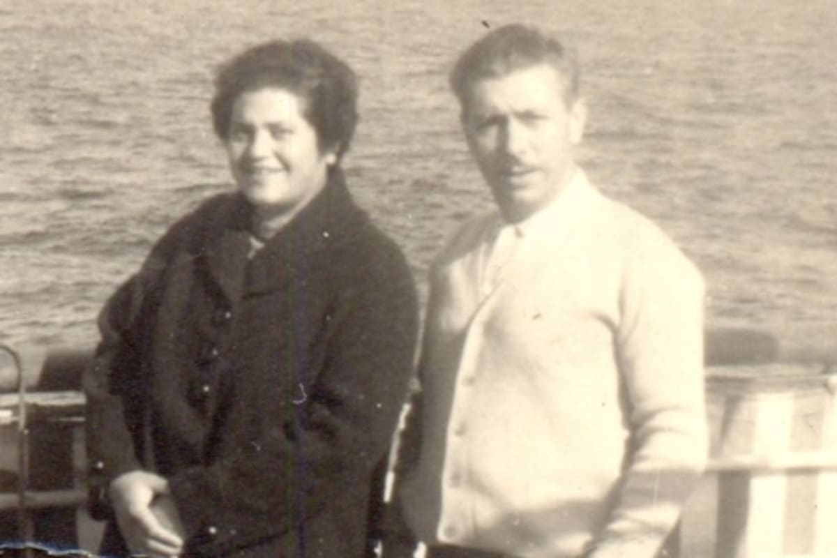 Miguel Georgalos y su esposa Marcela Brandán, en un viaje a Grecia