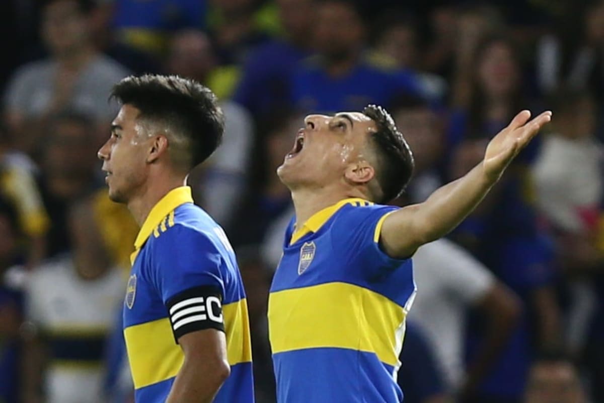 Miguel Merentiel festeja su primer gol con la camiseta de Boca