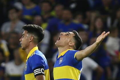 Miguel Merentiel festeja su primer gol con la camiseta de Boca