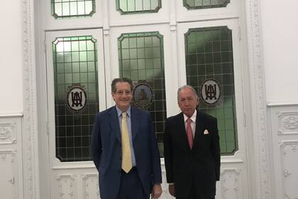 Miguel Pesce (Pte. del BCRA) y Daniel Funes de Rioja (Pte de la UIA) en el encuentro de esta tarde