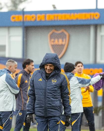 Miguel Russo decidió no incluir a Carlos Palacios en la lista de convocados de la Copa Argentina