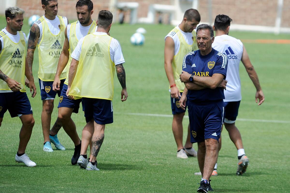 Miguel Russo empezó su segunda era como entrenador de Boca