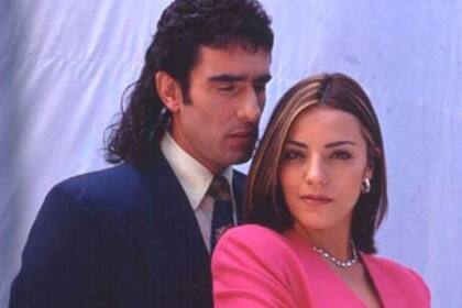 Miguel Varoni y Sandra Reyes protagonizaron Pedro el Escamoso, telenovela colombiana que se emitió por Caracol Televisión entre los años 2001 y 2003