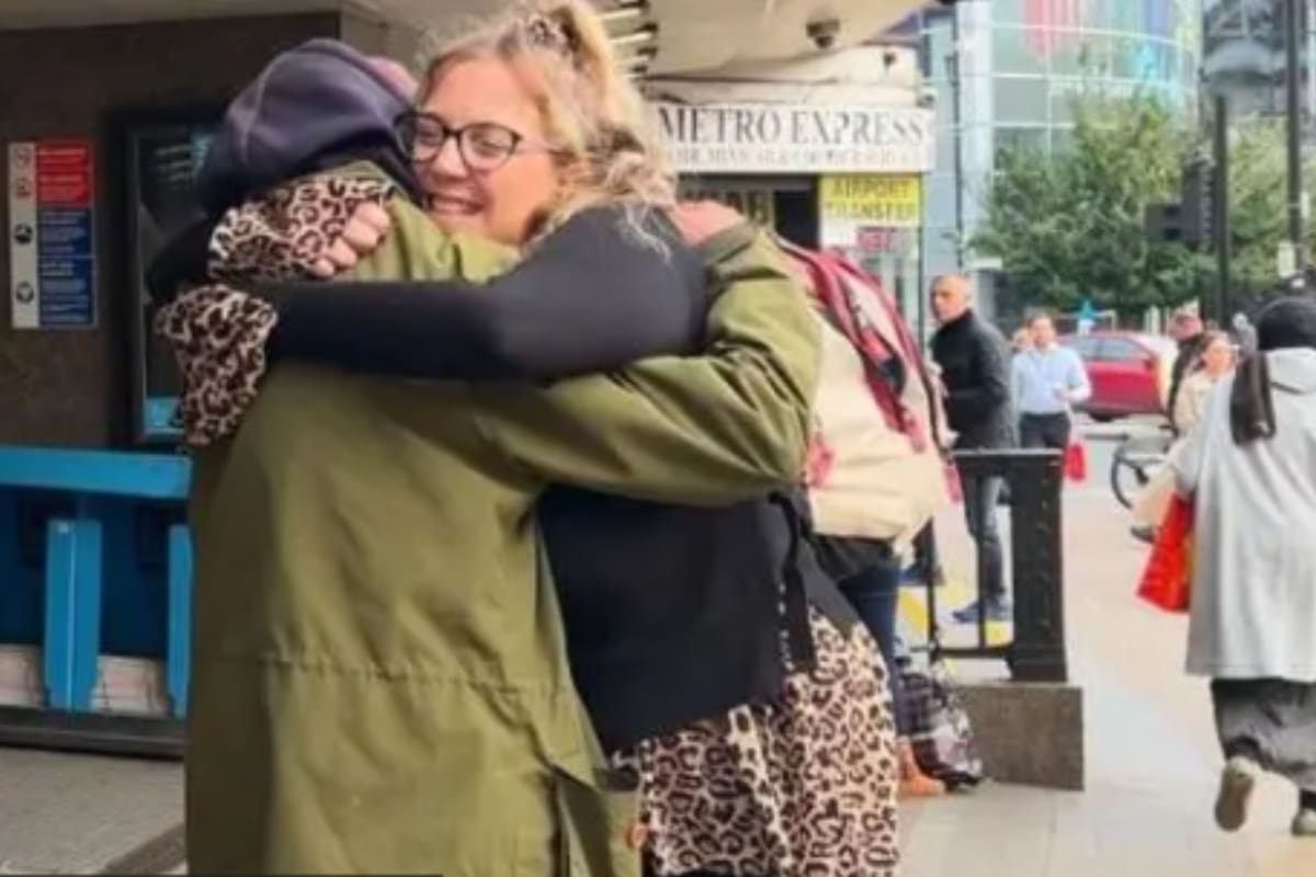 Mika Ap Ellis encontró a su padre, Omar, en Londres después de tres décadas