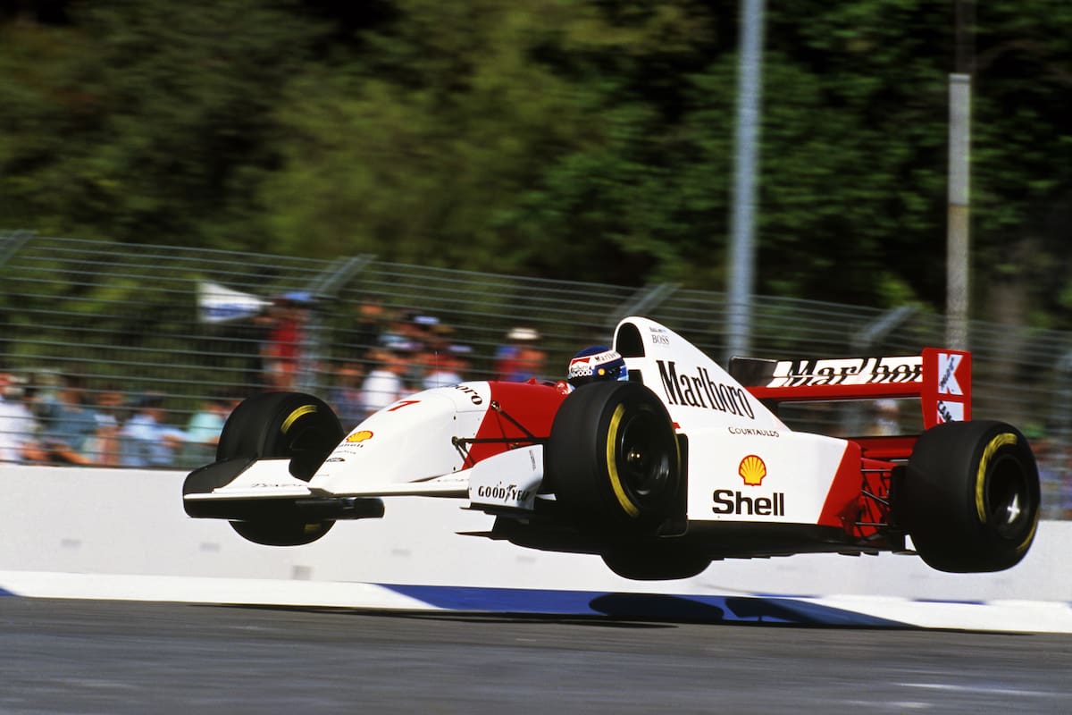 Fórmula 1: Mark Sutton, el fotógrafo oficial que vio debutar a Ayrton Senna, hace imágenes espectaculares y es leyenda en lo suyo