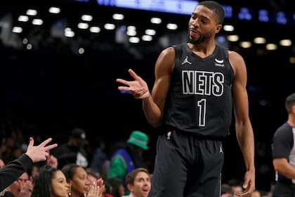 Mikal Bridges, alero de los Nets de Brooklyn, que tienen otro desafío por la etapa de Conferencia de la NBA.