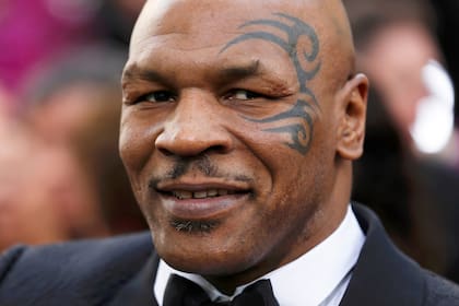 Mike Tyson, leyenda de los pesos pesados del boxeo, podría enfrentarse al ícono del rugby neozelandés