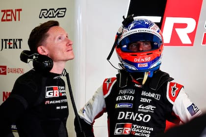Mike Conway y José María Pechito López: el accidente del británico promovió el llamado del argentino para correr las 24 Horas de Le Mans en la categoría reina del Mundial de Resistencia