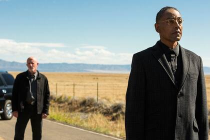 Mike junto a Gus Fring, el hombre al que le fue siempre leal