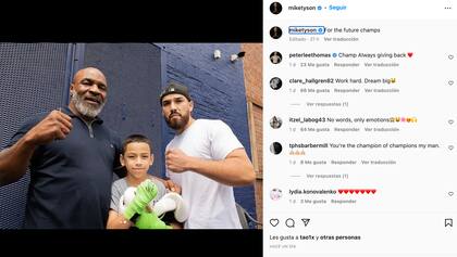 Mike Tyson comparte fotos con su fan