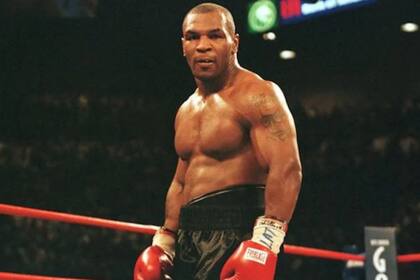 Mike Tyson tiene un récord de 50-6-0-2 y su gran razón para derrotar a Jake Paul es la experiencia