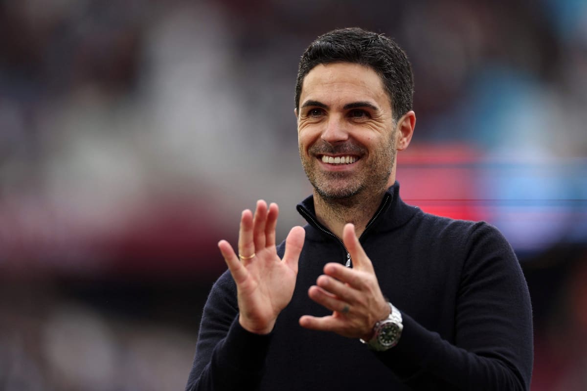 Mikel Arteta logró el título tan esperado por los hinchas de Arsenal, pero se enteró de una forma insólita