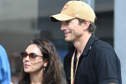 Mila Kunis y Ashton Kutcher estuvieron en el Gran Premio de Miami de la Fórmula 1